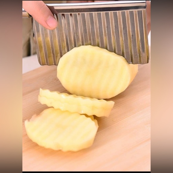Stainless Steel French Fry Cutter Two Tone Potato Wave Cutter Waffle Cut Kitchen - Picture 4 of 13